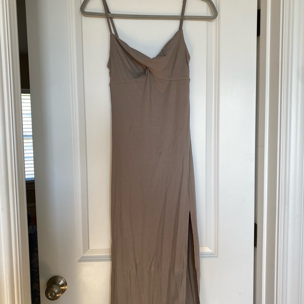 Aritzia Wilfred ribbed dress
